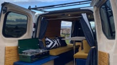 Bumble-Bee – 3 berth Ford campervan from 2017