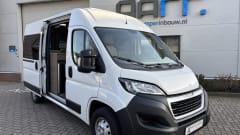 Hooglander – Peugeot bus camper - Bronckhorst Campers
