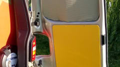 Towanda – 2p Volkswagen bus from 2003