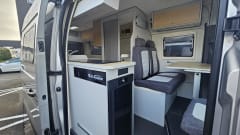 4 places Renault bus de 2022