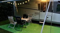 Reispaleis – Comfortable and stylish integrated 4p Carthago Chic C-Line II