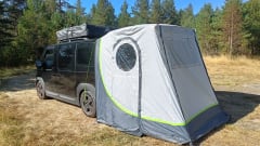 Molly – Electric Campervan Kia PV 5. 2-person