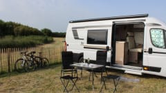 New luxurious Campervan with XL bed Laika Kosmo 6.4