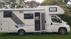 Very spacious family mobile home (11-2018) 4 to 6 sleeping places 
