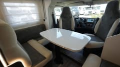 Funky Ford – 5p Ford automatic 2024 - 170 hp semi-integrated 