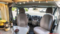 Hygge – Atmospheric camper bus for a fun adventure