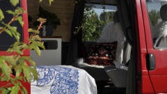 Try Vanlife – Try Vanlife Off the grid Ducato with large bed!