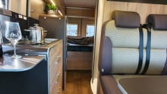 Hymer Grand Canyon, automatic, km free, 4 persons from 2017