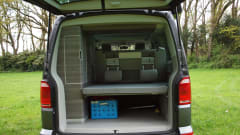 2-/4p VW Westfalia camper van (2016)