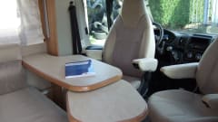 Very luxurious and complete Hymer camper, cream of the crop