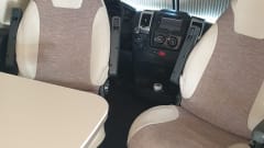 Heerlijk onderweg  – 4p Challenger semi-integrated from 2017