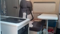 2p Fiat campervan uit 2023