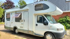111 Knaus 708G – 6p Knaus alcove from 2000