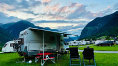 🌟 4p family camper with bunk beds and full of options🌟 . Freedom on wheels!