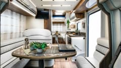 Horizon – 4 berth Roller Team semi-integrated from 2025