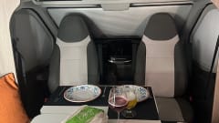 Van Put on the road – 4p Roller Team semi-integrated from 2026