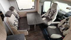 Sunlight-Wohnmobil mit 2 Schlafplätzen ab Baujahr 2020