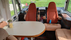 Goed uitgeruste 4 persoons Hymer met airco – Camping-car Hymer 4 places intégré depuis 2008