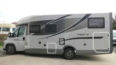 P 745 GLG – MCLOUIS MC4 273 Ford