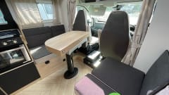 777 –  Chausson 777 Étape
