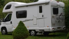Susie – 5 berth pet friendly motorhome, based between Brighton and Gatwick