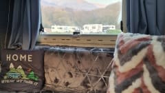 FAMILY MOHO with central heating, AirCon, solar power and TV