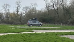 VW-Campingbus mit 3 Schlafplätzen aus dem Jahr 2018