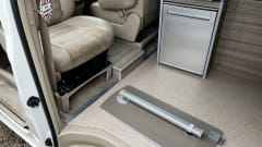 The Borderless Reiver – 3 (+ 1 small child) berth Toyota campervan from 2007