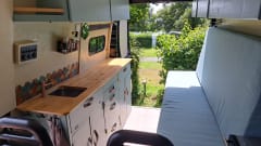De Bus – Lovely family camper 4-6p