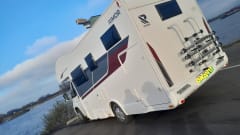 Happy Tour – 6-person Ahorn family camper Alcove 2018 with fixed beds 
