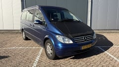 Ferry – 4-seater Mercedes-Benz bus from 2004