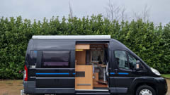 OFF-GRID – Very nice and fully equipped bus camper!