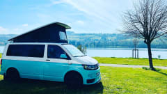 Dub Di – Adventure in Style – Two-Tone T6 VW Campervan, 2018 (Sleeps 4)
