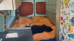 2p Anderer Bus aus dem Jahr 2017