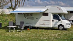 Campie – Complete LMC Liberty with 4 seats and 6 sleeping places