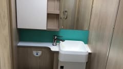 F74 2022 – 4 berth Autotrail semi-integrated from 2022