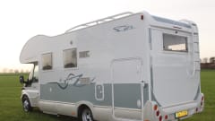 Rimor superbrig 687 tc – Rimor 687 TC with XXL garage for 6 people