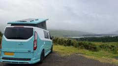Campervan Ford a 4 posti letto del 2021