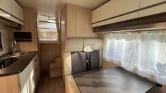 Stories_on_wheels – 6p Giottiline alcove uit 2024