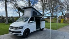 Colin – 4 berth Volkswagen campervan from 2017