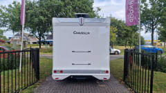 C01 – 4p Chausson semi-integrated uit 2025