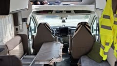 Lientje – 4p Benimar semi-integrated uit 2025