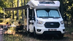 Camper 5P met large kingsize bed