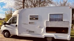 Milly – our Low budget 4 person camper with 3 sleeping places 2006
