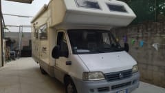 Rinus – Laika Ecovip 2.1 attic camper