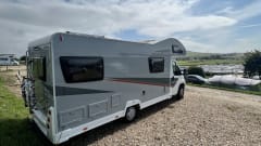 The Adventurer – 6 berth Peugeot AutoQuest 180 
