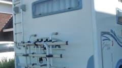 Nice compact camper for 4 people.