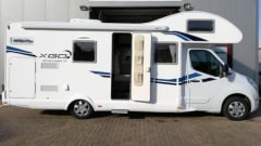 G-type – Luxury family 4-6 p camper, km-free, 2 x air conditioning, TV screen