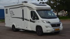 Hymer camper 