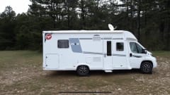 Fami’libre – Very comfortable and new motorhome